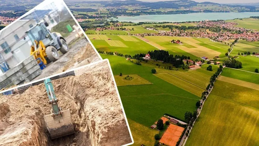 Baugebiet und Hausbau in ländlicher Umgebung Collage aus Luftaufnahme einer ländlichen Region und Baustellenbildern mit Baggerarbeiten