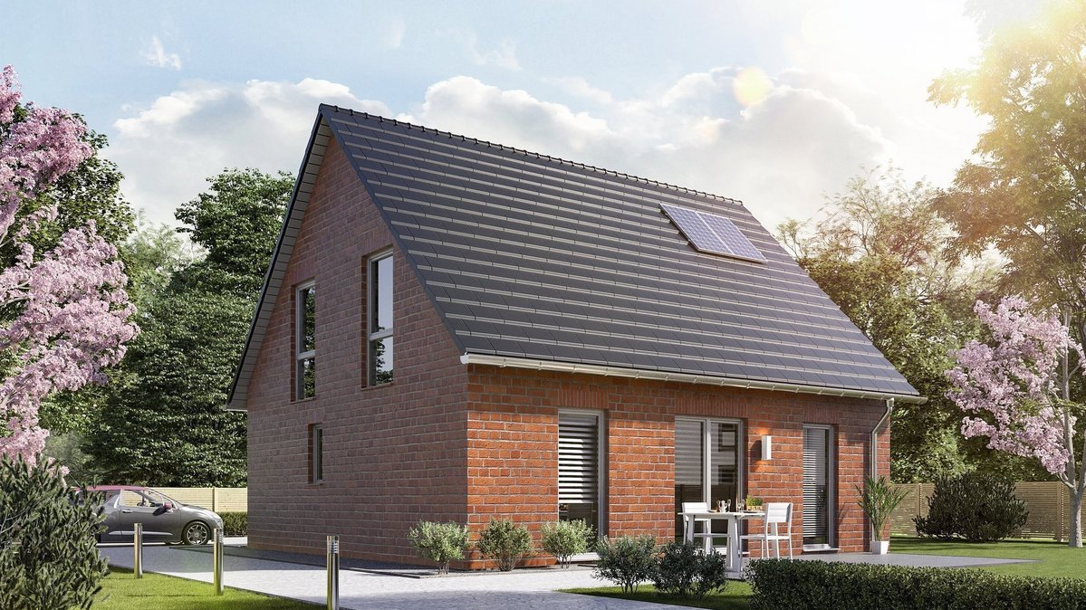Einfamilienhaus mit roter Klinkerfassade, Satteldach, Solaranlage, Terrasse und gepflegtem Garten