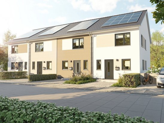 Modernes Reihenhaus mit heller Fassade, Satteldach, Photovoltaikanlage und separaten Hauseingängen